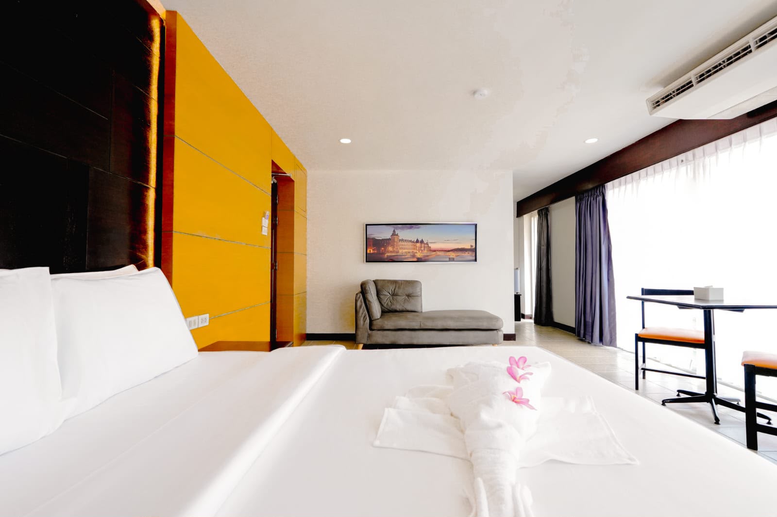 Luxury suite room at The Holiday Resort Pattaya